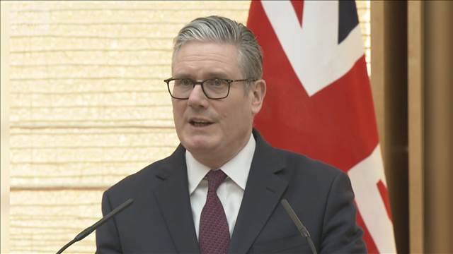 英・スターマー首相に辞任圧力　エプスタイン事件巡り