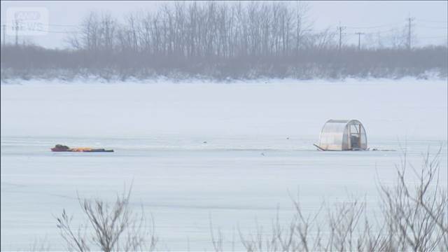 秋田・八郎湖に2人が転落　1人意識不明　氷の上でワカサギ釣り