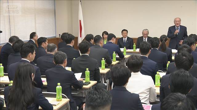 “高市チルドレン”自民 新人議員66人に研修