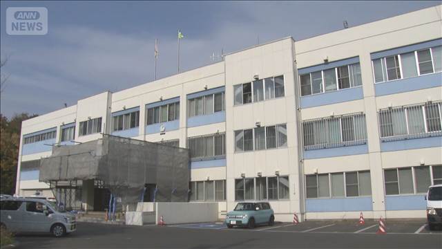 「死んだらごめん」熱した棒押し当てたか