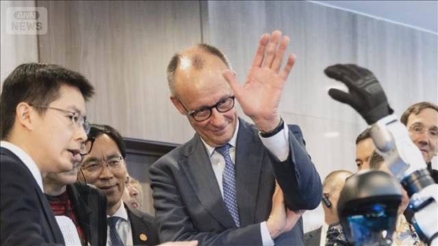 ドイツ首相　中国ロボット企業を視察　大規模経済代表団と訪中