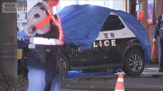 緊急走行で赤信号の交差点に　パトカーが車と衝突し横転　山梨・昭和町