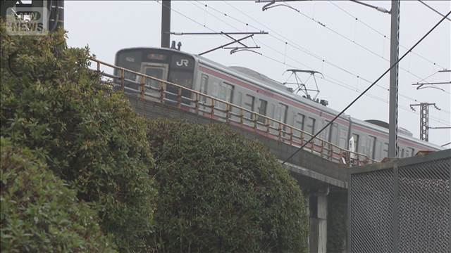 線路上で作業中に…　快速列車に男性はねられ死亡　香川・坂出市