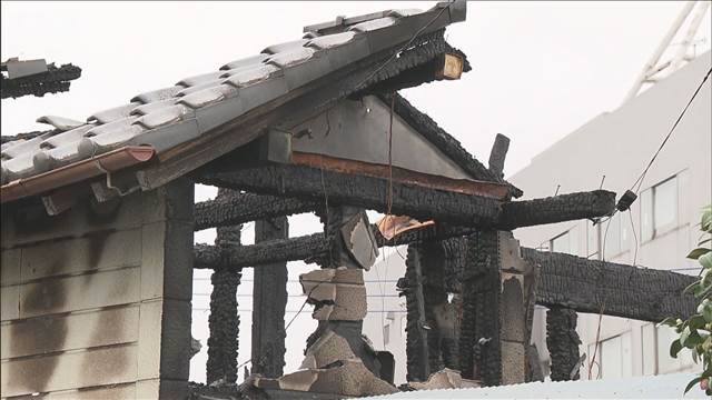 千葉・茂原市住宅火災　女性遺体に“刃物”