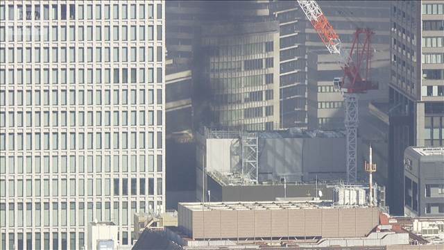 「黒煙が上がっている」東京・浜松町の再開発現場で火事
