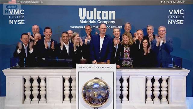 ダウ＄700下落　原油＄97台に　モジタバ師　ホルムズ海峡「封鎖」表明などで