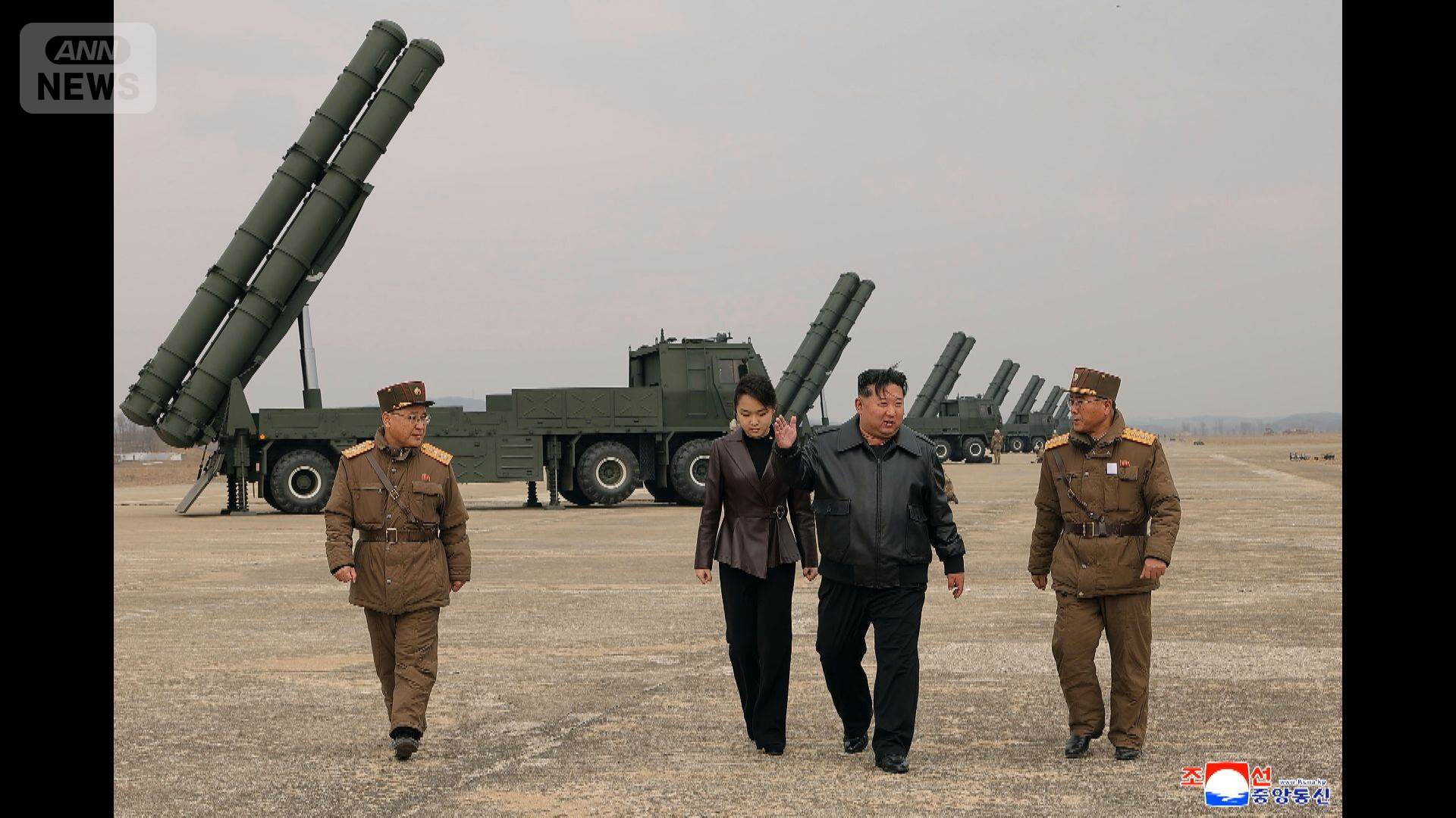 北朝鮮「多連装ロケット砲」12発 きのうのミサイル発射は日本海の島に命中