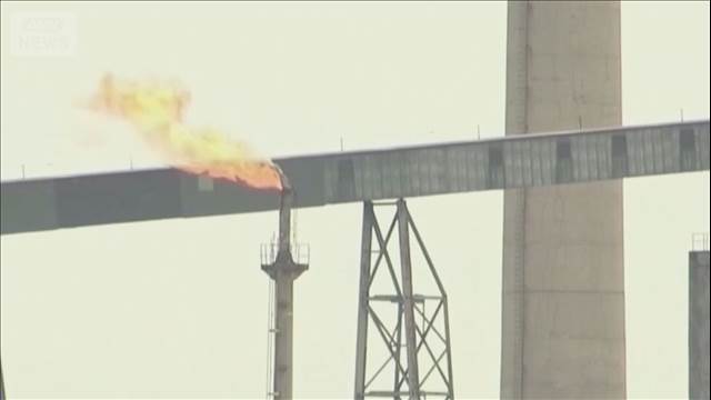 原油先物また100ドル突破　株価下落