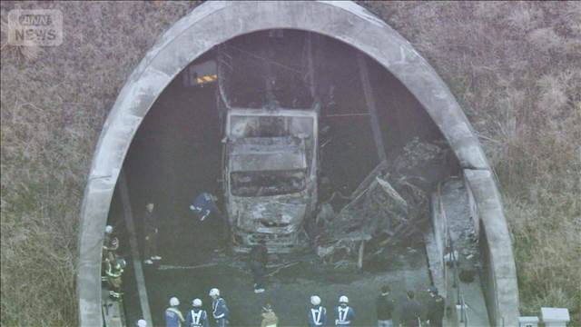 新名神 6人死亡事故　逮捕の女“それほどスピード出ていない”という趣旨の供述