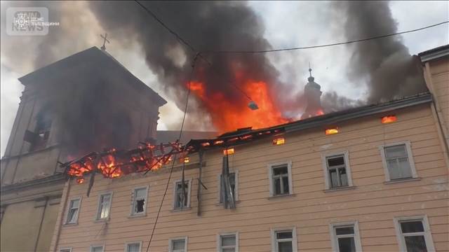 ウクライナに最大規模のドローン攻撃　3人死亡　世界遺産も被害　40人以上けが