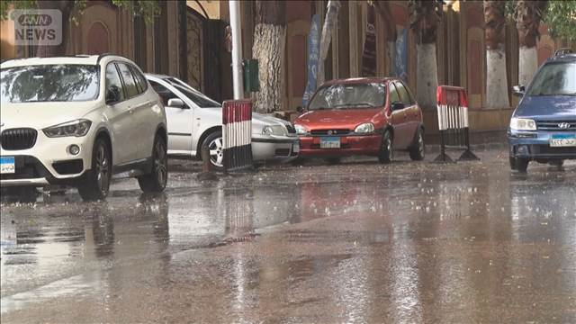 「新鮮な経験だ」エジプトで雹観測　大気の状態非常に不安定に…学校なども休校