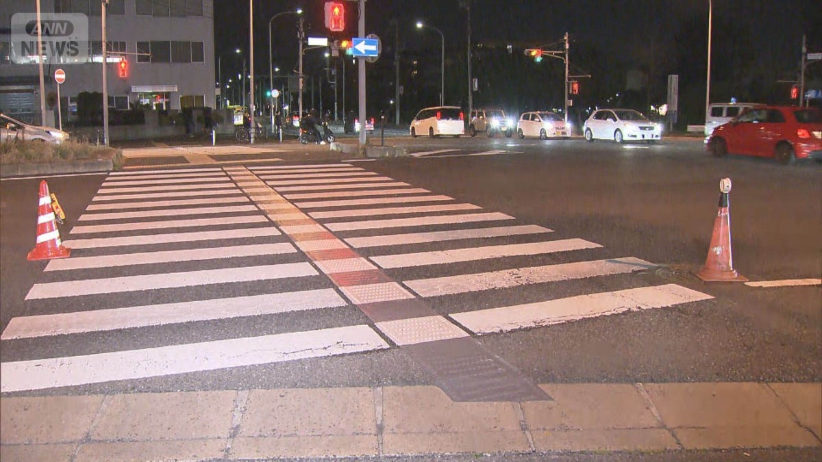 小学生くらいの男児が車2台にはねられ死亡　千葉市・幕張町