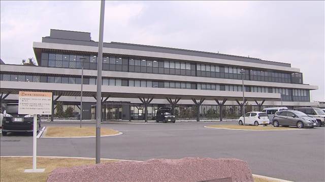 「起訴されラッキー」市議語る “菓子折り”配り…在宅起訴も