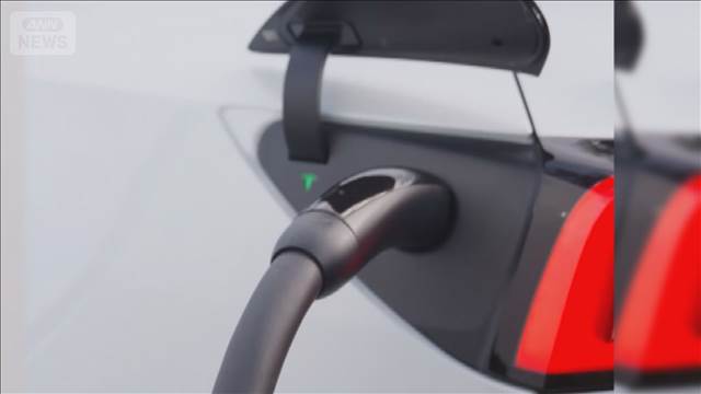 テスラ攻勢　急速充電器3年間無料　ガソリン価格高騰でEV追い風