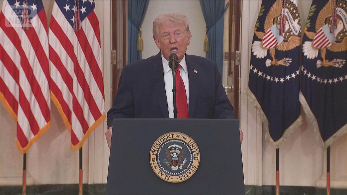 米トランプ大統領　鉄鋼とアルミニウム、銅の関税を見直す布告に署名