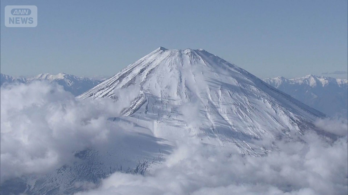 閉山中の富士山で滑落相次ぐ 市長怒り「考え方がずるい」救助費の遭難者負担を要望