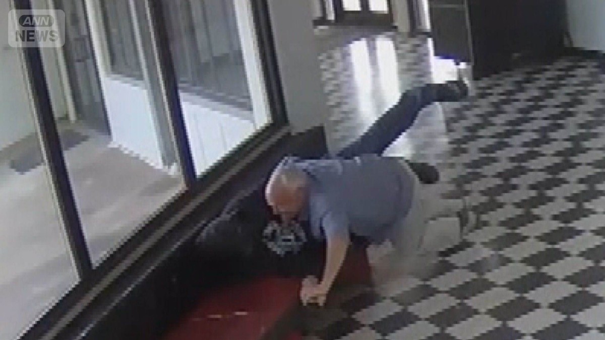校長が犯人確保