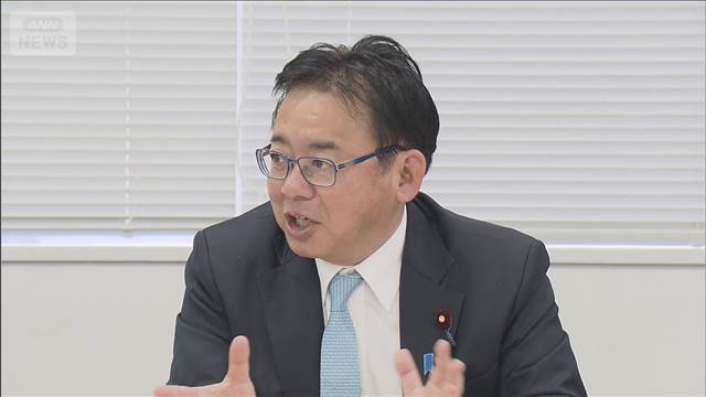 労働時間の規制緩和　上野厚労大臣が労基署で意見交換