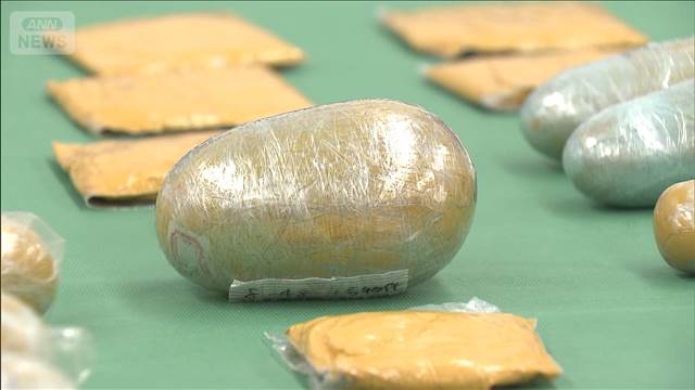 金を粉状にして体内に隠して密輸　1人で最大2.7キロも