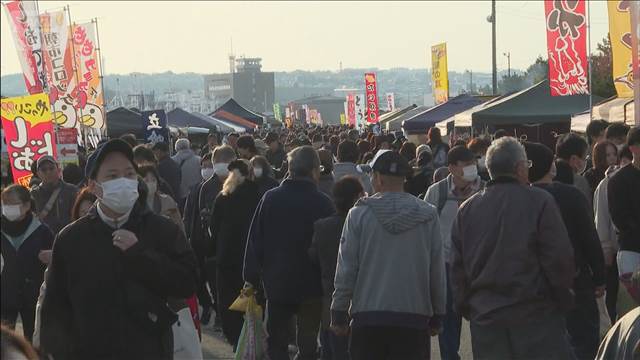 青森・八戸市　地震後初の朝市　県内で最大震度5強を観測後　警戒が続く中