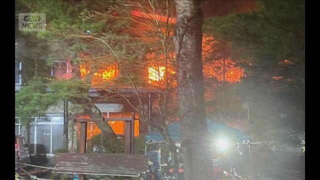 山梨と神奈川で深夜から未明に火事相次ぐ　3人死亡