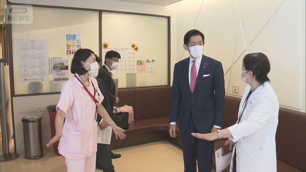 自民・小林氏　産後ケア施設を視察