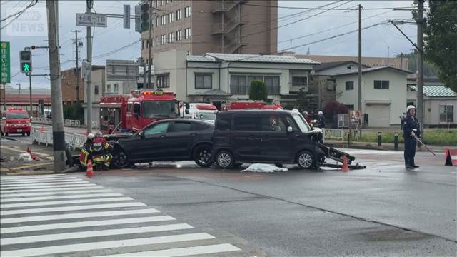 交差点で車同士の事故　40代男性が骨盤を骨折する大けが　秋田・湯沢市