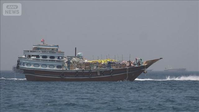 ホルムズ海峡通過の米軍艦船に攻撃　警告無視で標的にミサイル2発命中とイラン側主張