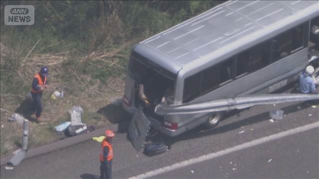 部活遠征中のバス事故　男子高校生1人死亡　26人重軽傷　福島・磐越道