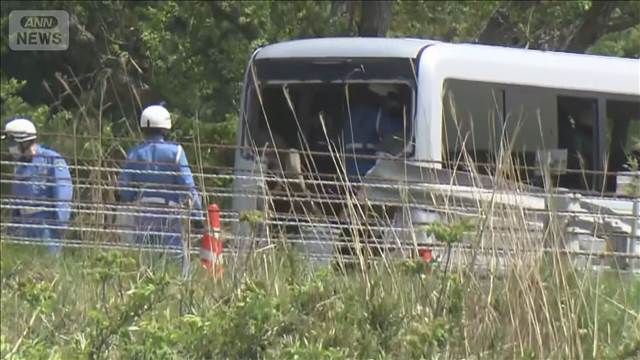 高校生ら21人死傷 磐越道バス事故 ハンドル操作 誤った可能性