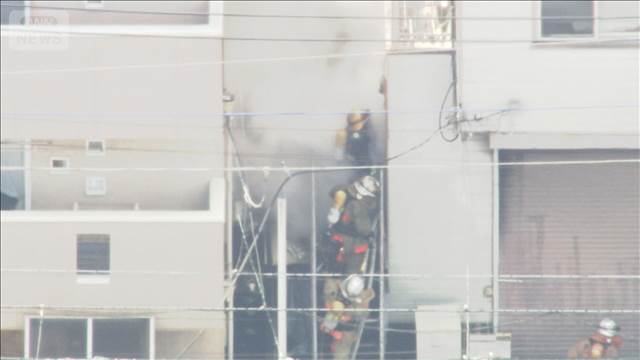 火事で一時3人が屋上に取り残される　東京・板橋区