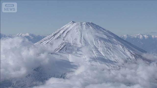 「自己責任になっていない」富士山閉山中の無謀登山者を再び非難　静岡・富士宮市長