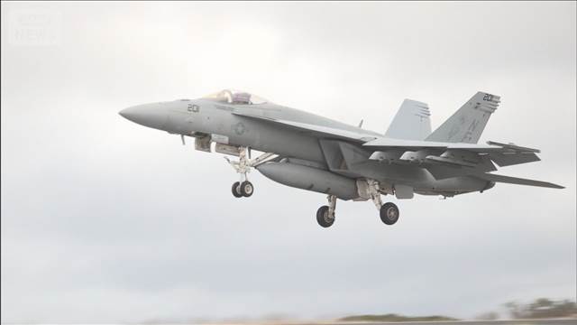 硫黄島で米海軍が訓練公開　滑走路で離着陸を繰り返す 雨で一時中断も