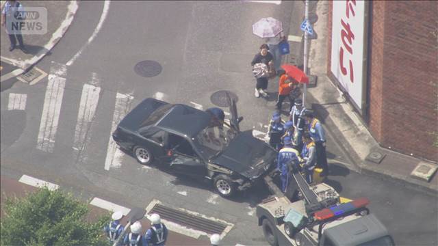 【速報】東京・八王子で乗用車が歩道に乗り上げる事故　歩行者ら4人けが