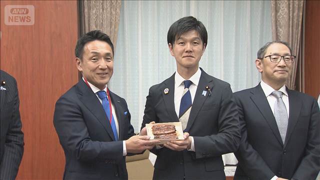 世界初の完全養殖ウナギ　29日から試験販売　試食の鈴木農水大臣「すごい美味しい」