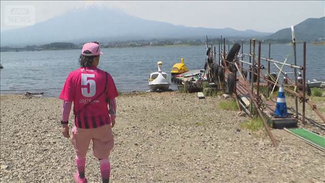 河口湖の水位低下　基準4m以下　観光・農業に打撃　ボート出せず　釣り客断る