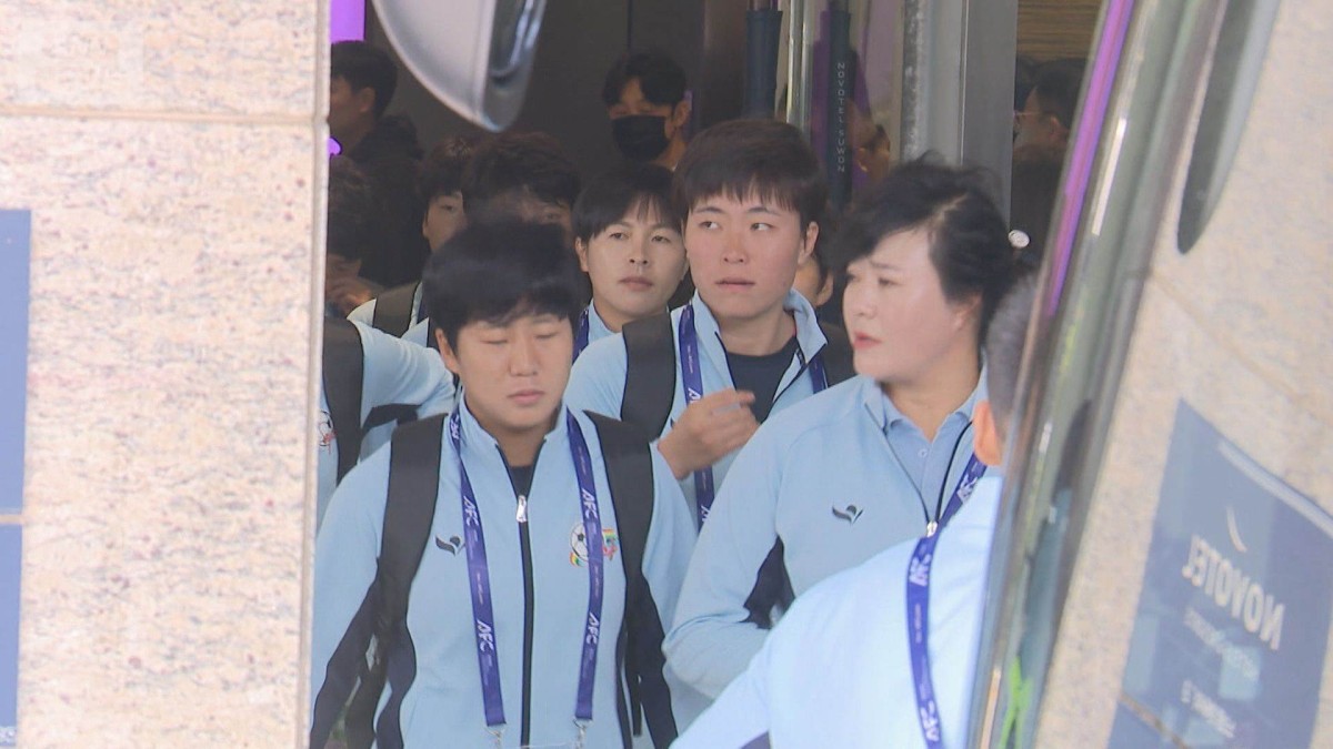 女子サッカー決勝で日朝対決