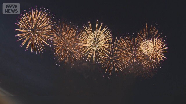 3年越し「足立の花火」開催　1万3000発　北日本は大気不安定…秋田でひょう
