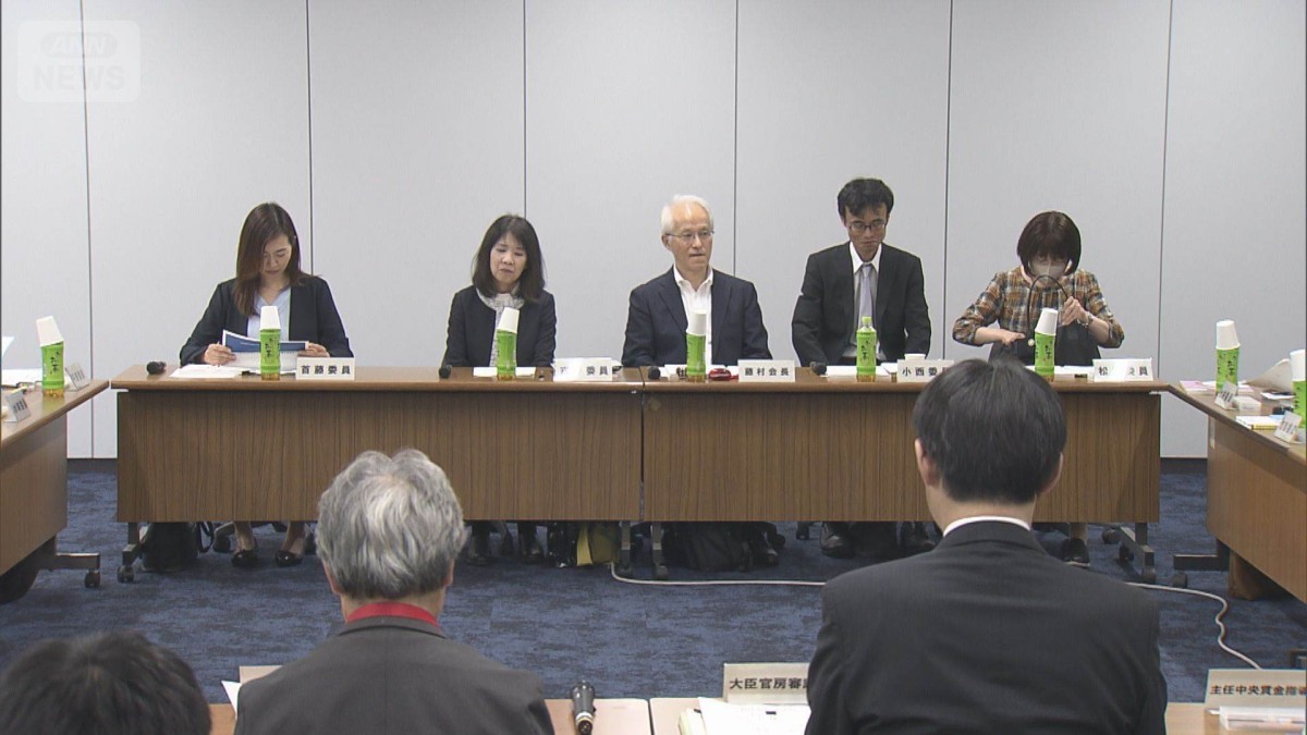 最低賃金の発効の過度の遅れは望ましくないとする指針　厚労省の審議会