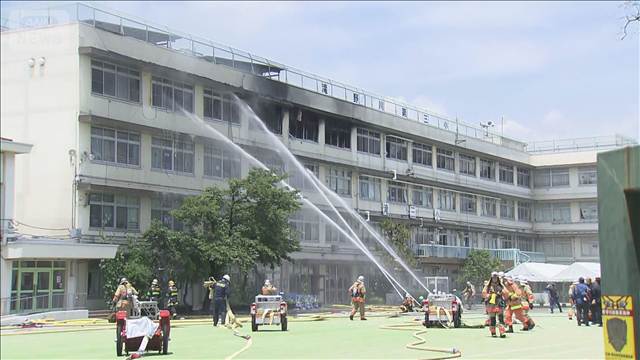 【速報】東京・北区の小学校火災、女性教員“洗濯物乾かしていた”ストーブは通電状態