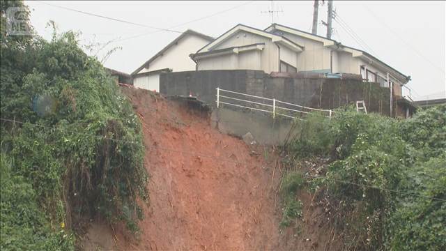 長崎市で土砂災害発生　24時間雨量が100mm超