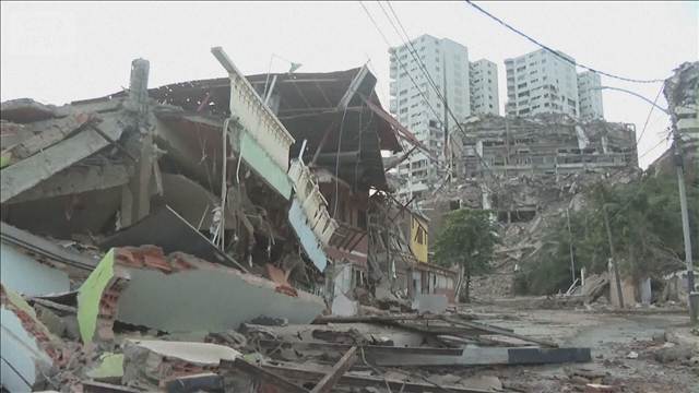 ベネズエラ地震　死者1万人超えの推計も　行方不明者を探すサイトに登録は5万人
