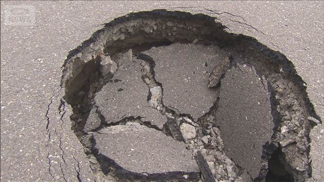 25日に震度6弱　青森・八戸漁港の地面が一部陥没　「1名だけ出勤したがすぐ避難した」