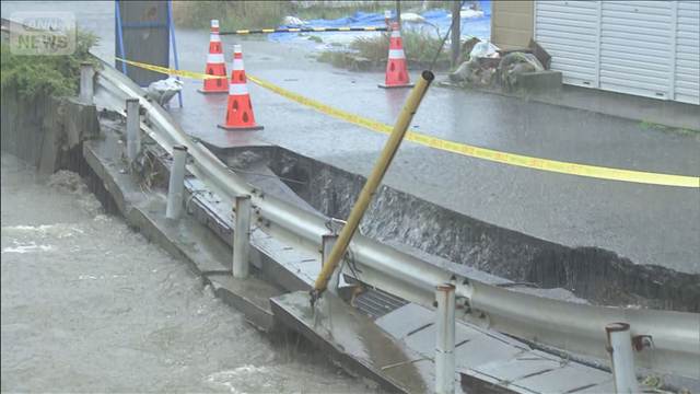 “ダブル台風”で観測史上1位の大雨　千葉・銚子市の川で護岸崩れ道路の一部陥落　