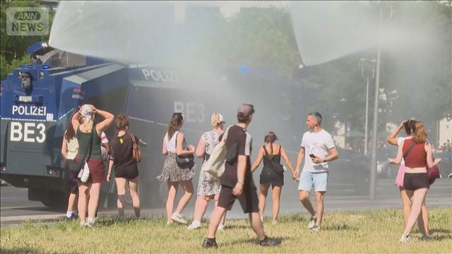 ドイツで41.5℃　観測史上最高気温更新　警察は放水車で熱波対策