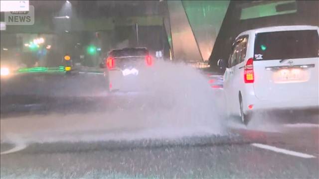 筑後川に一時レベル5氾濫発生情報　九州5県に線状降水帯発生　徳島で土砂崩れ17人孤立