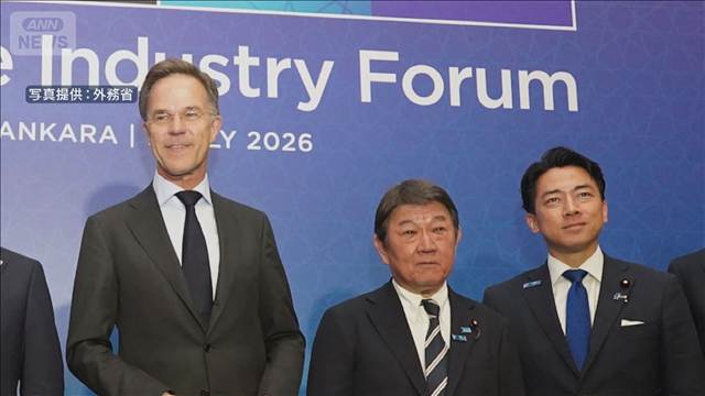 小泉防衛大臣 中国弾道ミサイル発射に「深刻な懸念共有」 NATO事務総長と会合