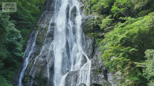 野生猿が集まる“西日本最大級”の名瀑「神庭の滝」虹も現れる絶景とは 岡山県真庭市