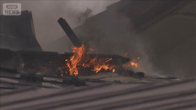 秋田・にかほ市で住宅火災　2人が遺体で発見　3人と連絡取れず