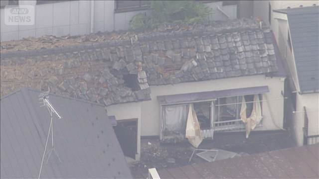 「窓が割れるほどの衝撃音」がして白煙上がる　東京・北区で住宅火災